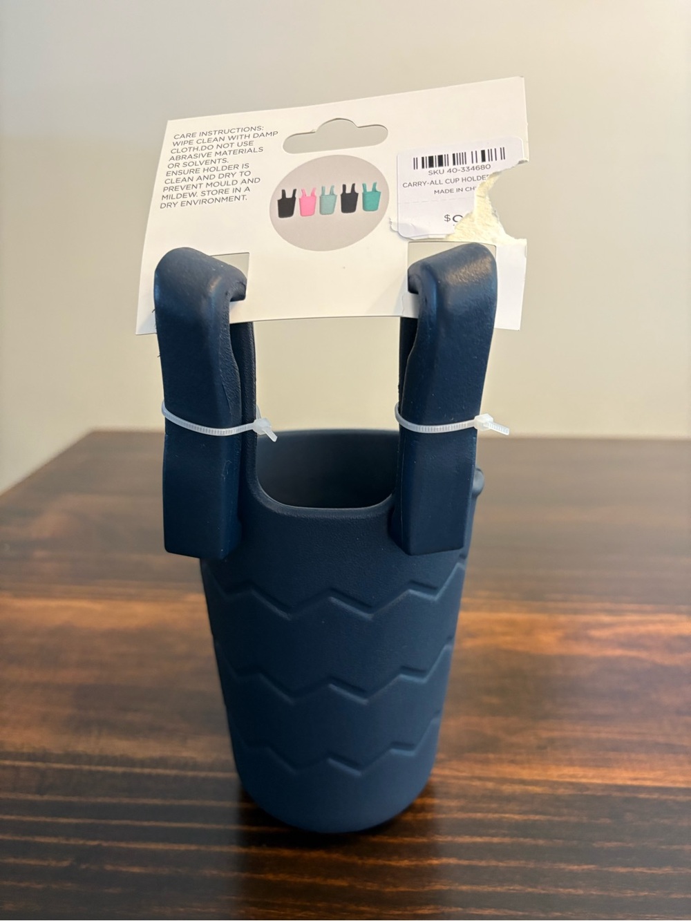 Kirkland’s Home Carry All Tote Bottle Holder Navy Blue New - Picture 2 of 6